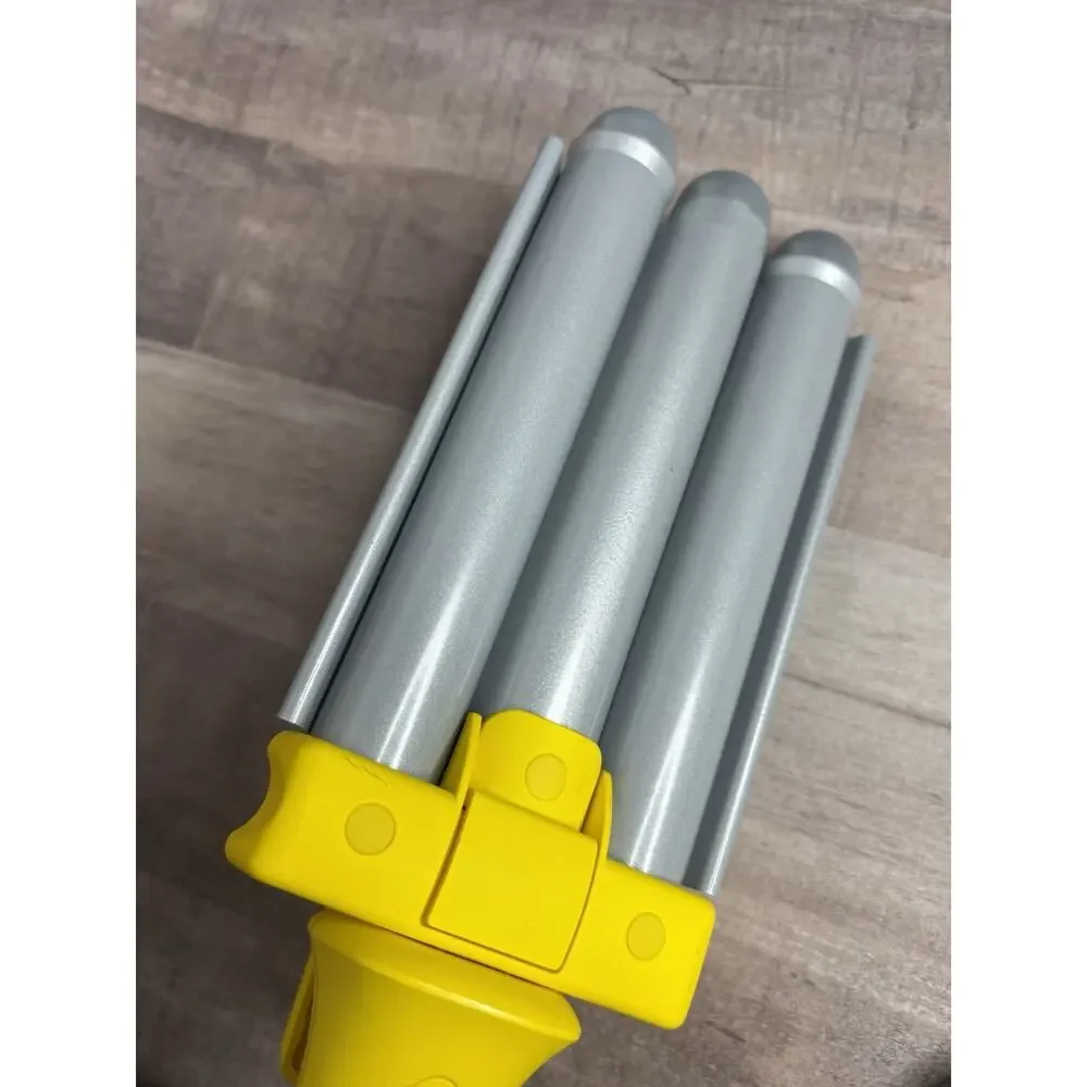 DRYBAR THE BEACH BENDER triple barrel waver yellow hair crimpers curlers